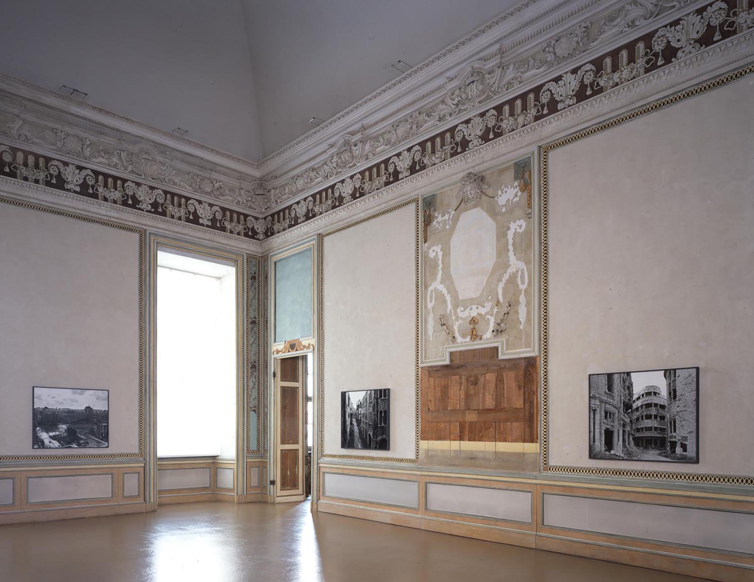 Gabriele Basilico, Beirut (Place Martyres 1), 1991, Beirut (Rue Abdel Malek), 1991, Beirut (Rue Allemby/Fakhry Bay), 1991